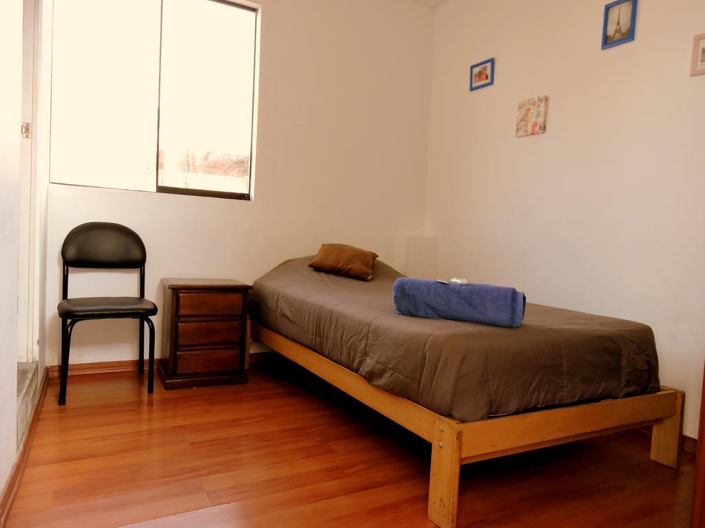 Auberge de jeunesse La Casa De Karla à Lima Extérieur photo
